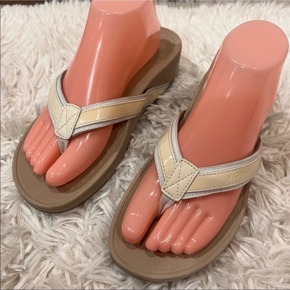 Vionic Sandals - image 2